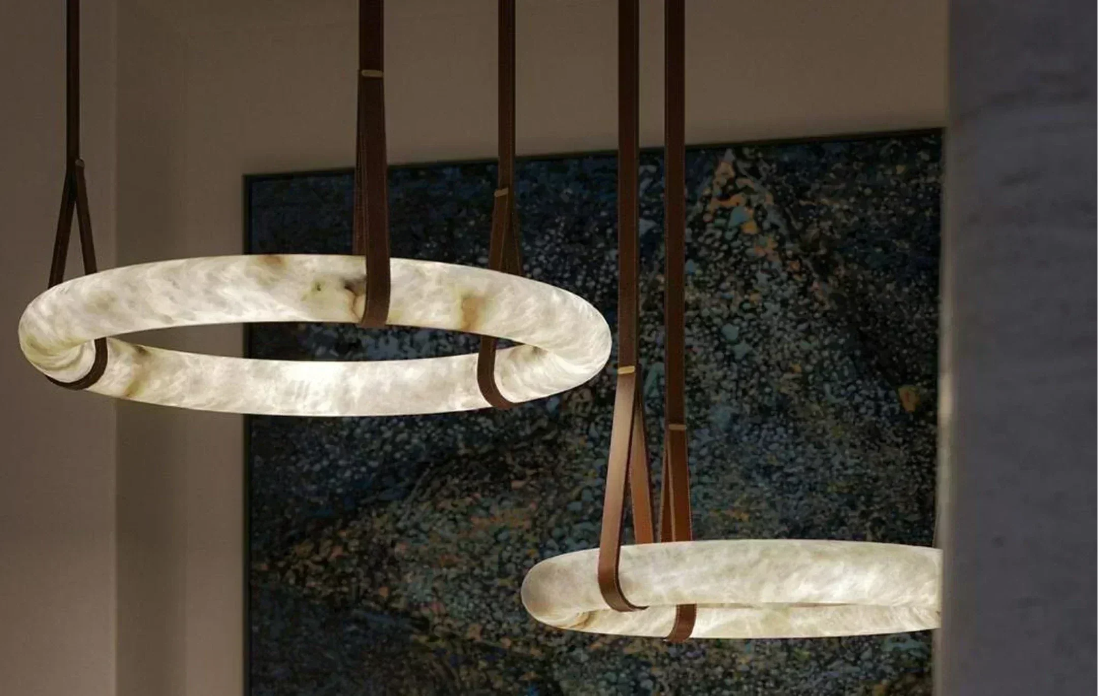 The Glow Effect: Why Alabaster Hits Different in Modern Lighting